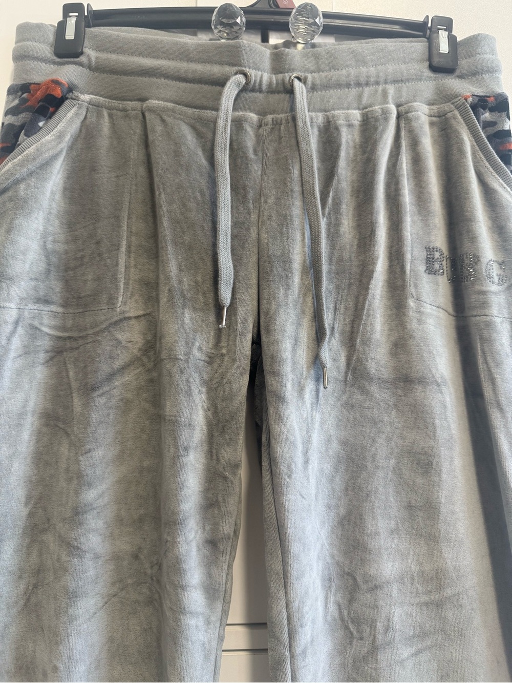 Gray 2 Piece Velour Hoodie & Pants Set for Cool Days BCBGMAXAZRIA Size XL NWT - Picture 5 of 8